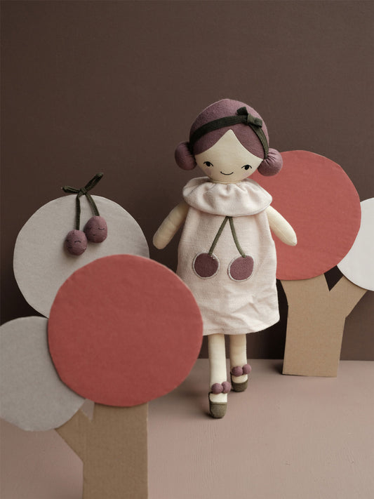 MUÑECA BIG DOLL CHERRY PIE Fabelab KIDSME